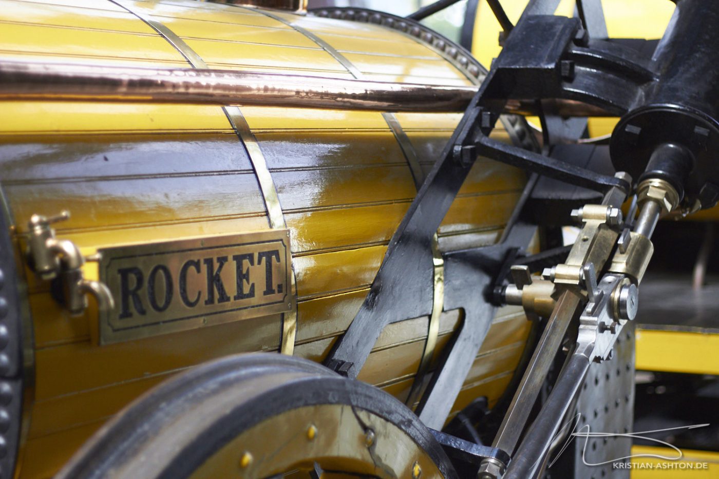 Nationales Eisenbahnmuseum York - Nachbau des berühmten Dampfloks "Stephenson's Rocket"