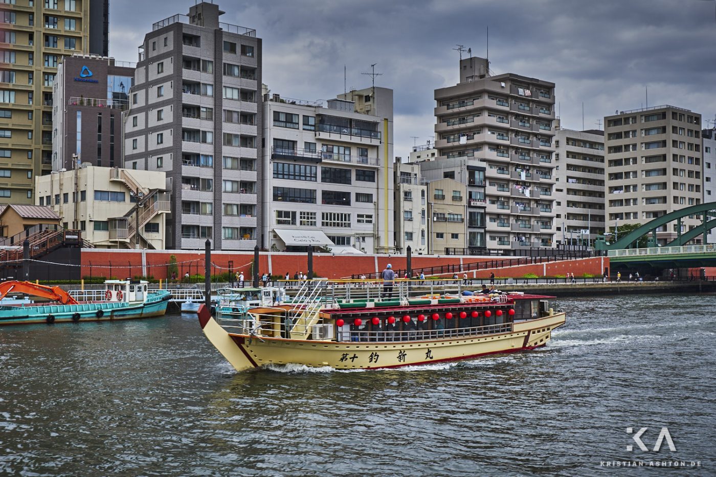 Tokio Hafen- und Kanalfahrt